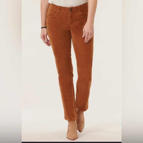 ❤️ NWT GORGEOUS HI-RISE KICKER BOOT CUT CORDS. SIZE 6. GET YOUR FALL ON!! - Picture 1 of 5